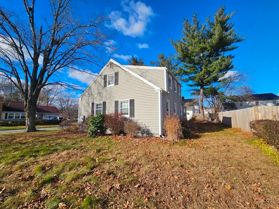 93 Cooper St, Springfield, MA 01108 - Image #3