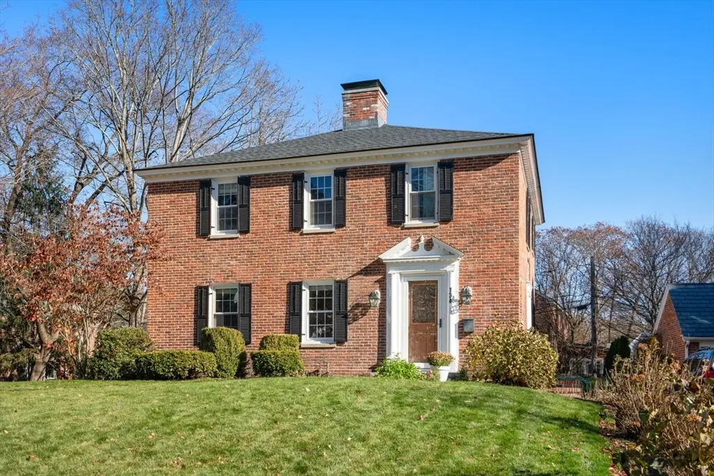 134 Richmond Ave, Worcester, MA 01602 - Image #1