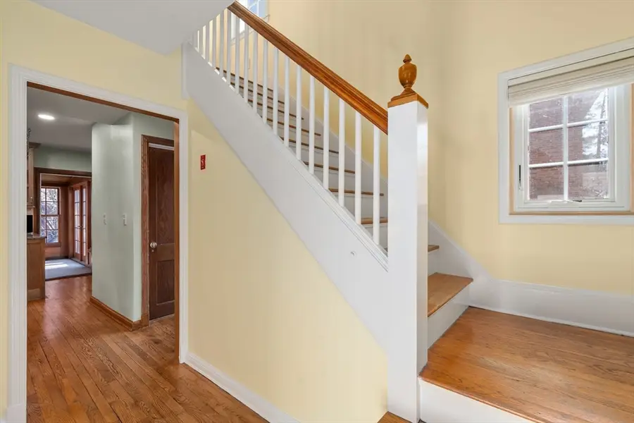 134 Richmond Ave, Worcester, MA 01602 - Image #3