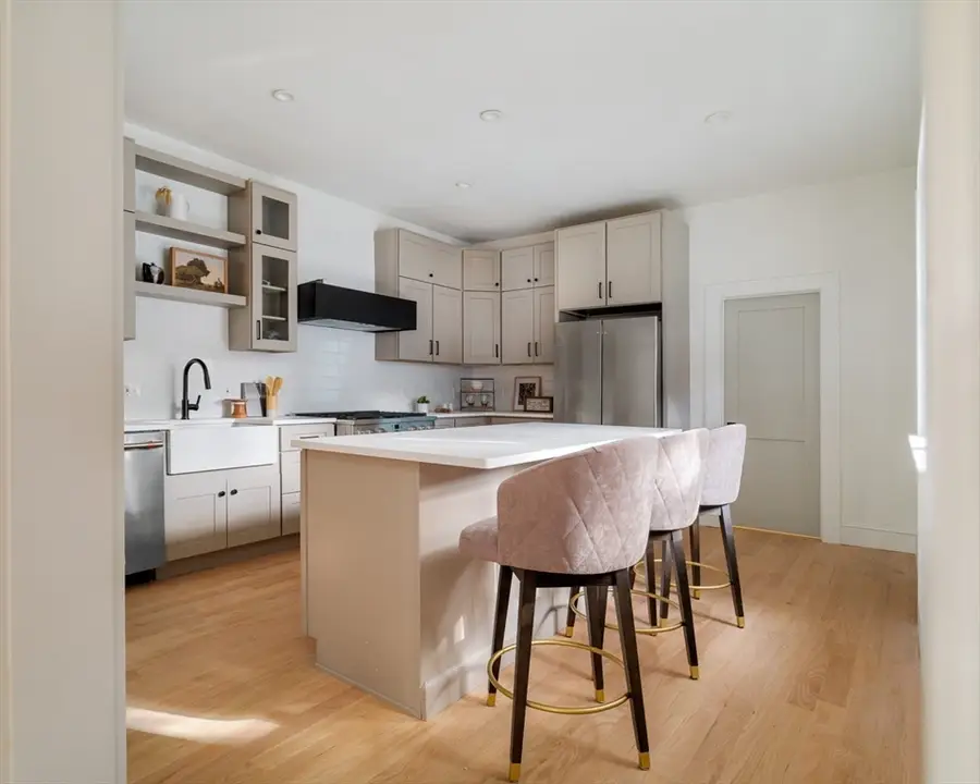 85 Lowell St, Somerville, MA 02143 - Image #2