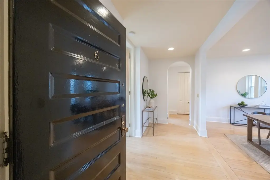 58 Dwight St #6, Brookline, MA 02446 - Image #1