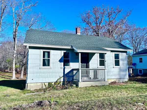 127 Beach Rd, Salisbury, MA 01952