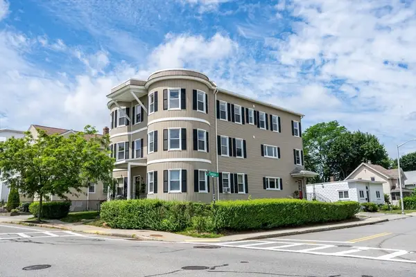 311 Plantation St, Worcester, MA 01604