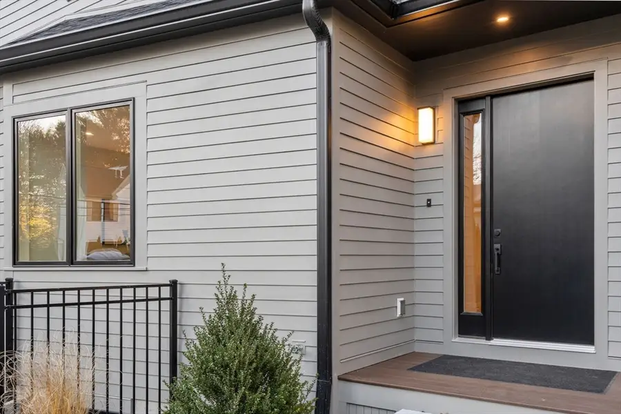 956 Walnut Street #7, Newton, MA 02461 - Image #3