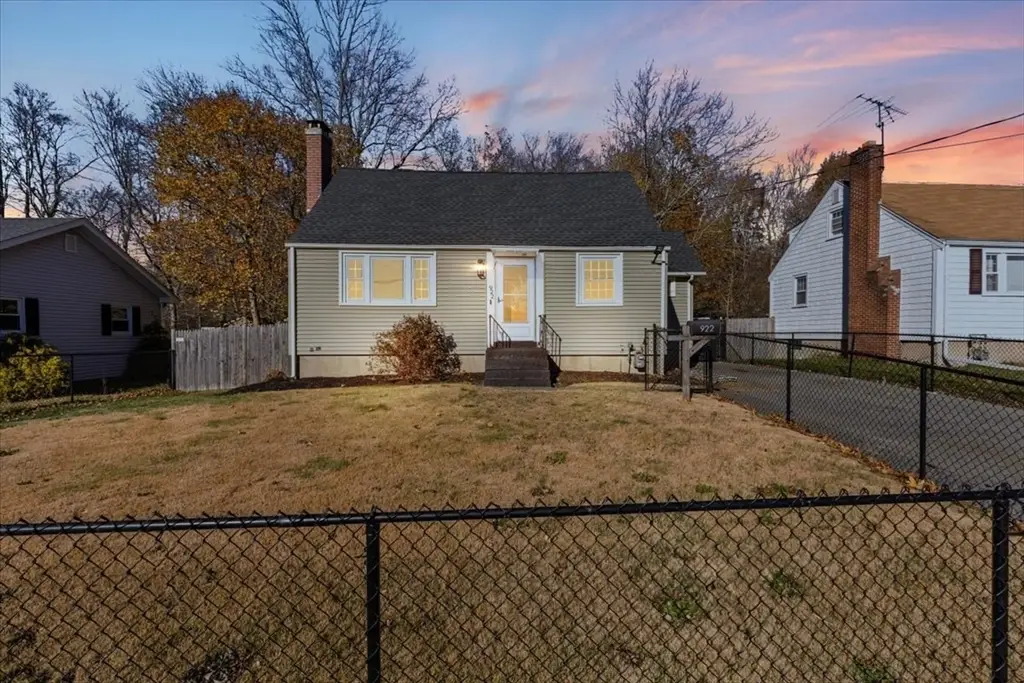 922 Centre St, Brockton, MA 02302 - Image #1