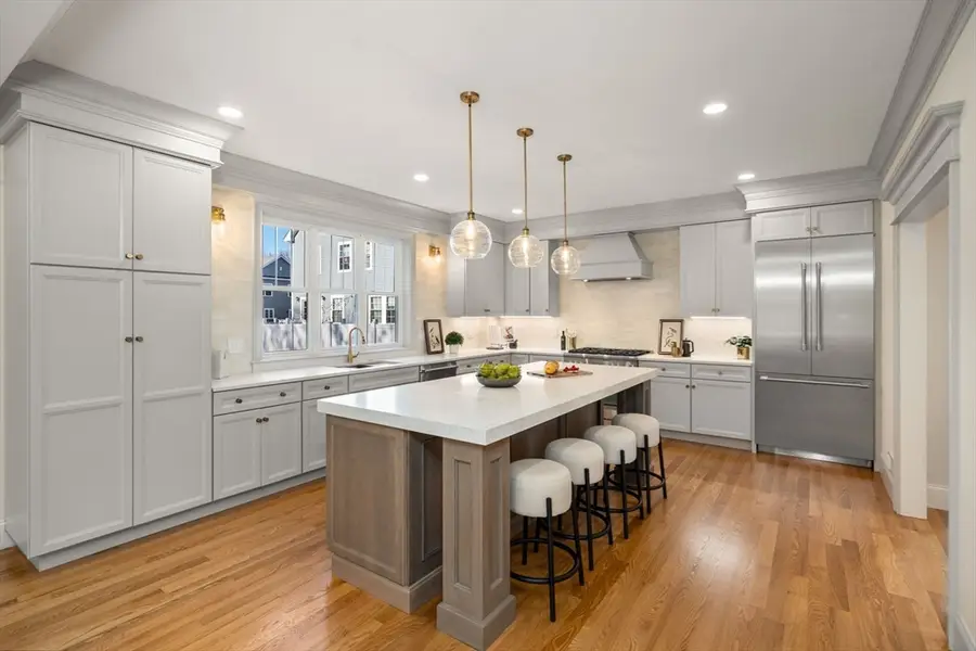 29 Shepard Ct, Winchester, MA 01890 - Image #2