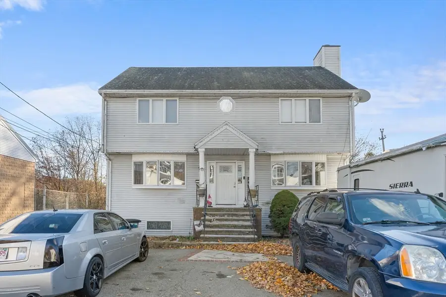 25 Auburn St, Saugus, MA 01906 - Image #2