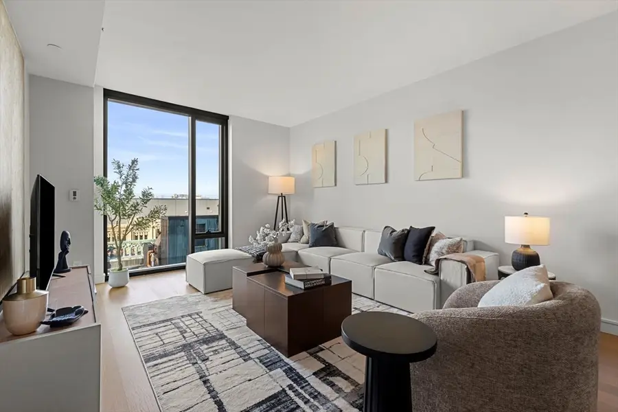 55 Lagrange St #1703, Boston, MA 02116 - Image #2