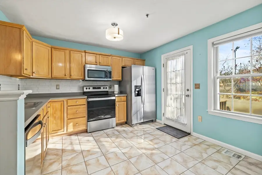 7 Boxberry Ln #Unit 7, Rockland, MA 02370 - Image #3