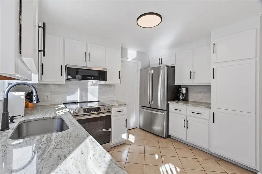 120 Hawes St, Wrentham, MA 02093 - Image #2