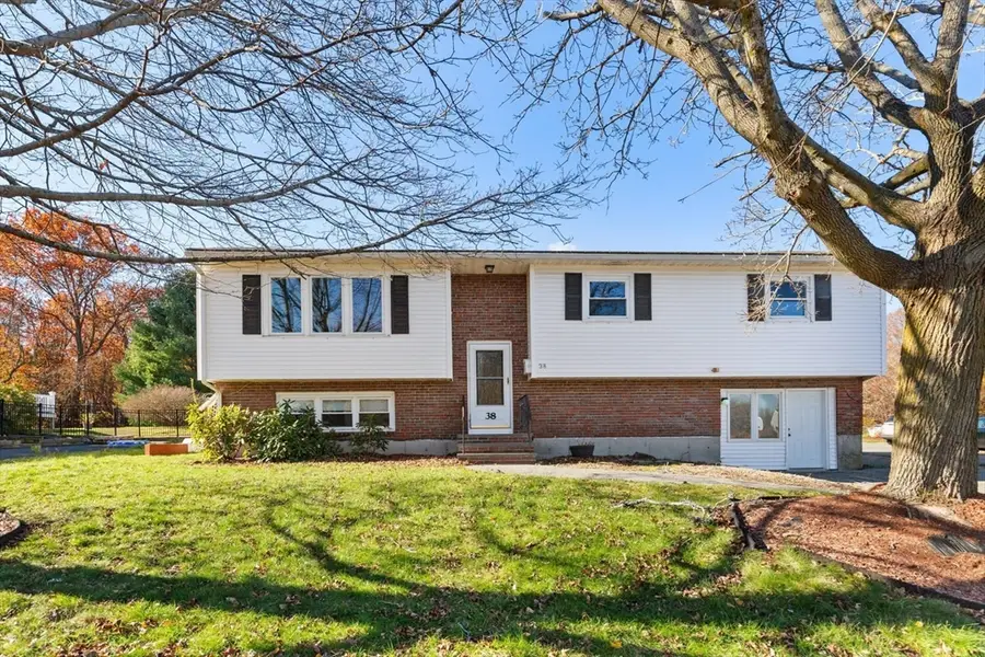 38 Valley St, Salem, MA 01970 - Image #2