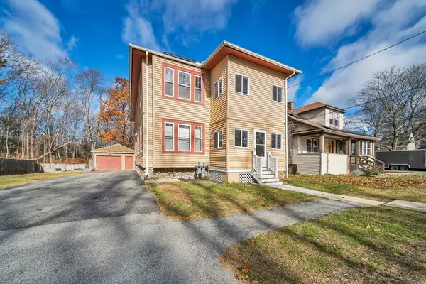 19 Monticello Dr, Worcester, MA 01603