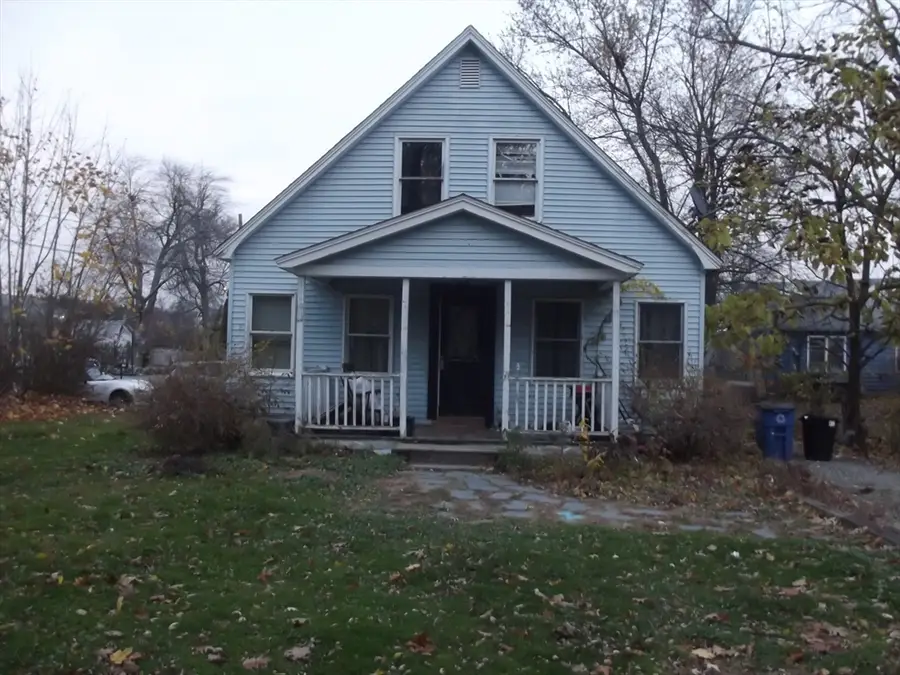 27 Elizabeth St, Lunenburg, MA 01462 - Image #3