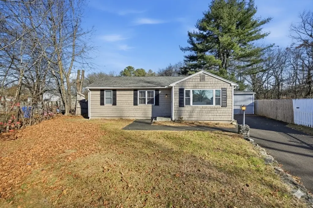 30 Lively Lane, Springfield, MA 01109 - Image #1