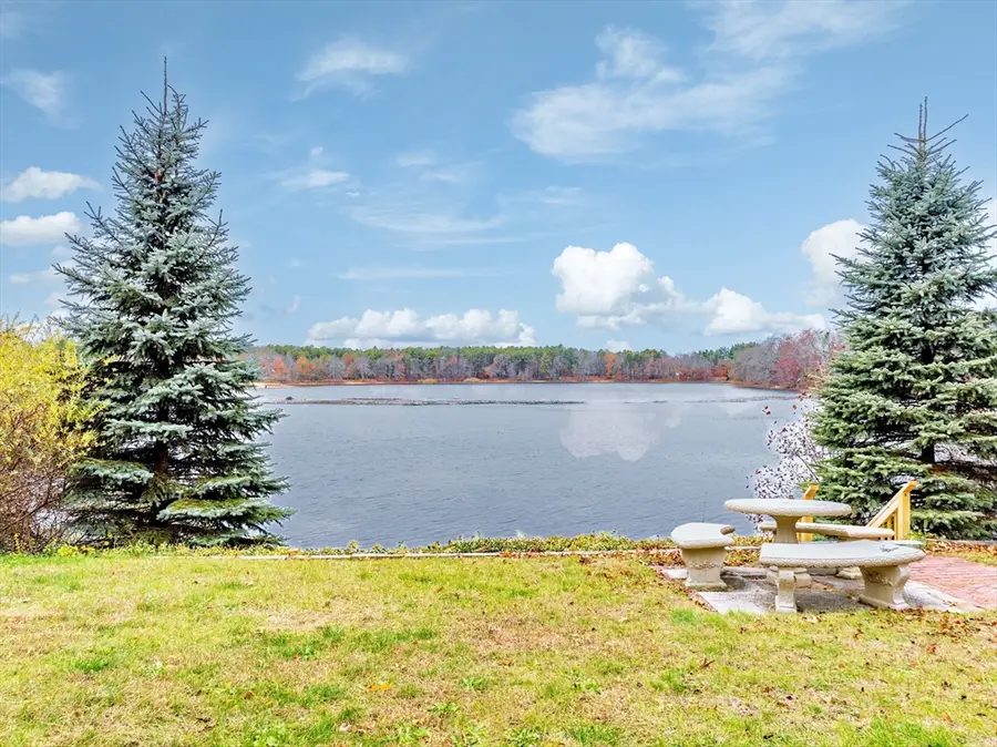 98 Pine Grove St, Springfield, MA 01119 - Image #3