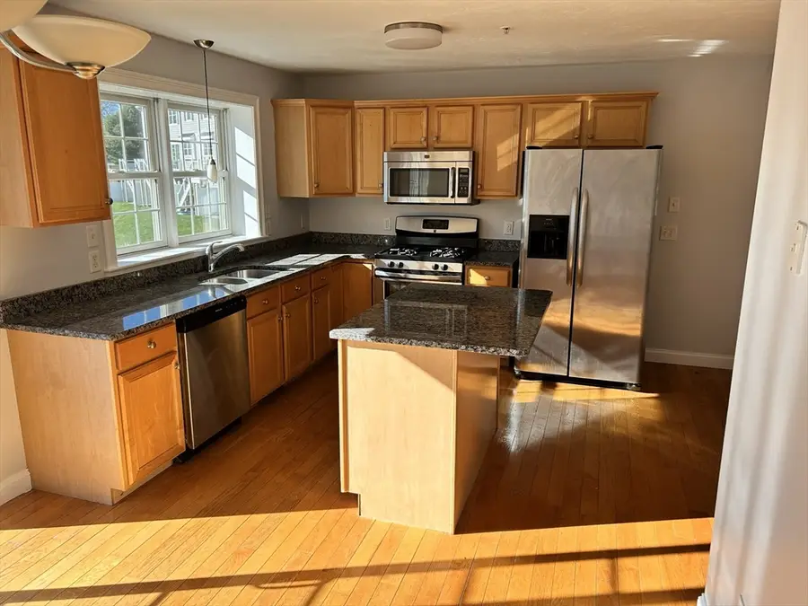 1975 Middlesex St #10, Lowell, MA 01851 - Image #3
