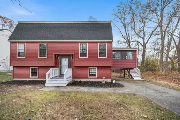 17 Blackstone Rd, Billerica, MA 01862