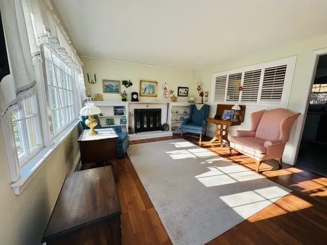 8 Jasmine Ln, Hyannis, MA 02601 - Image #3