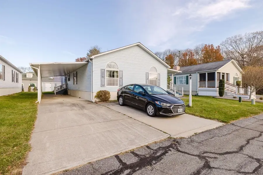 18 Mockingbird Ln, Tiverton, RI 02878 - Image #2