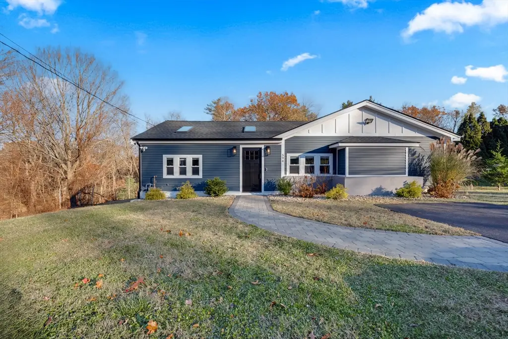 594 Pleasant St, Leominster, MA 01453 - Image #1