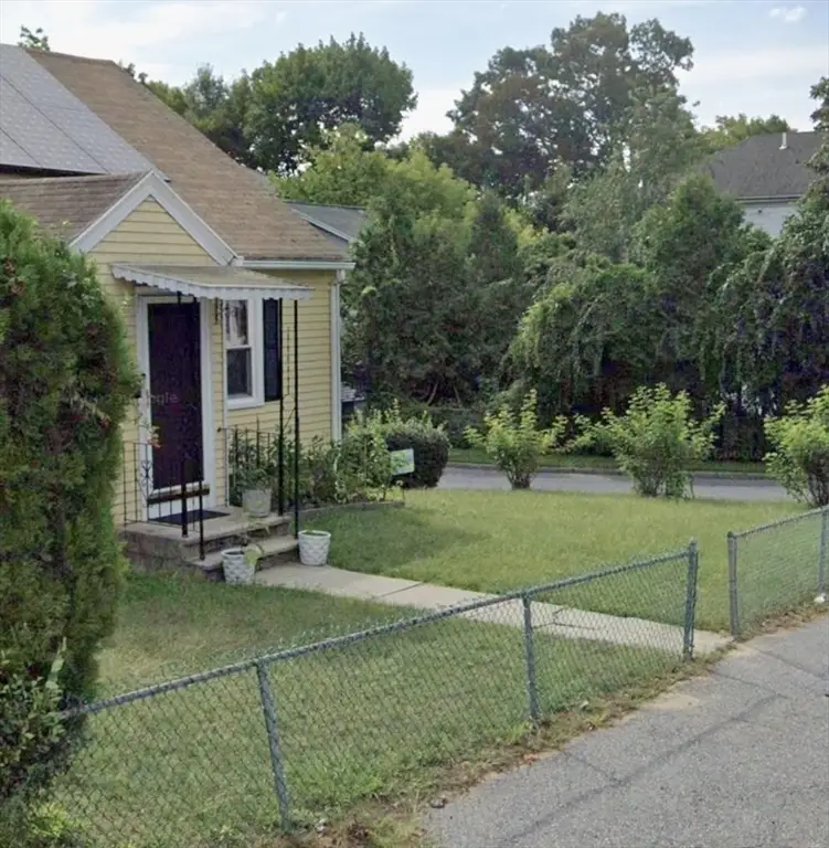 336 Lovell St, Worcester, MA 01603 - Image #3