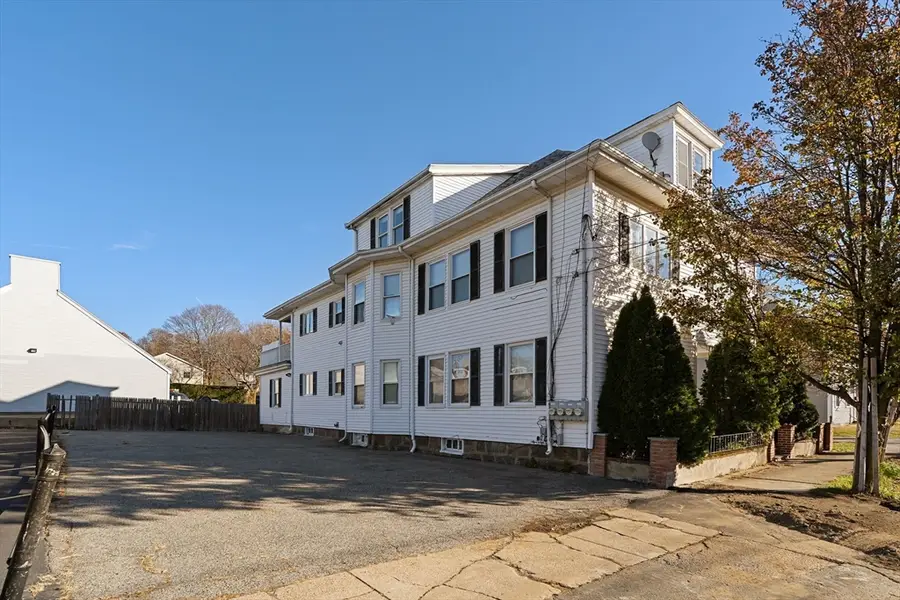 4 Elm St #3, Peabody, MA 01960 - Image #3