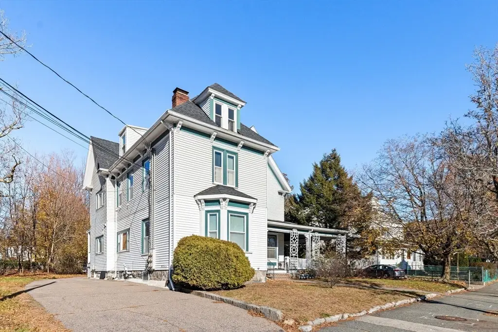 957 Washington St #1, Newton, MA 02460 - Image #1