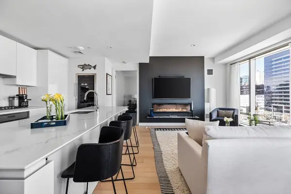 133 Seaport Blvd #920, Boston, MA 02210