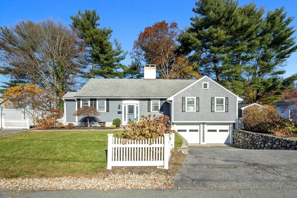 3 Suntaug Street, Lynnfield, MA 01940 - Image #1