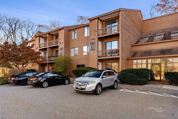 132 W Meadow Rd #18, Haverhill, MA 01832