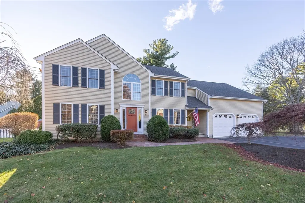 11 Buckthorn Ln, North Attleboro, MA 02760 - Image #1