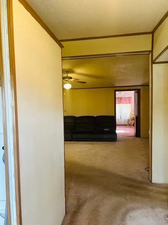 51 Champagne Rd, Gardner, MA 01440 - Image #3