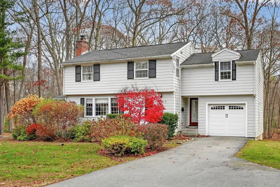 21 Fairbanks Rd, Chelmsford, MA 01824 - Image #2