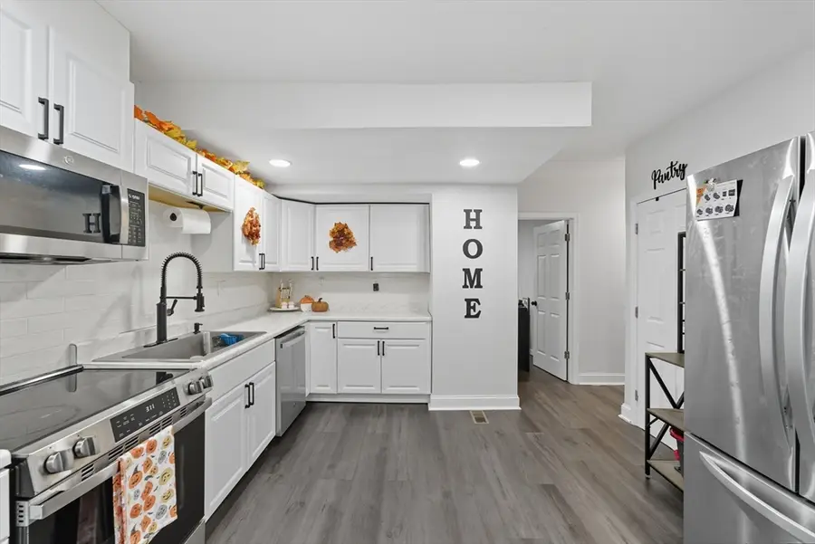 24 Elm Street, Ludlow, MA 01056 - Image #2