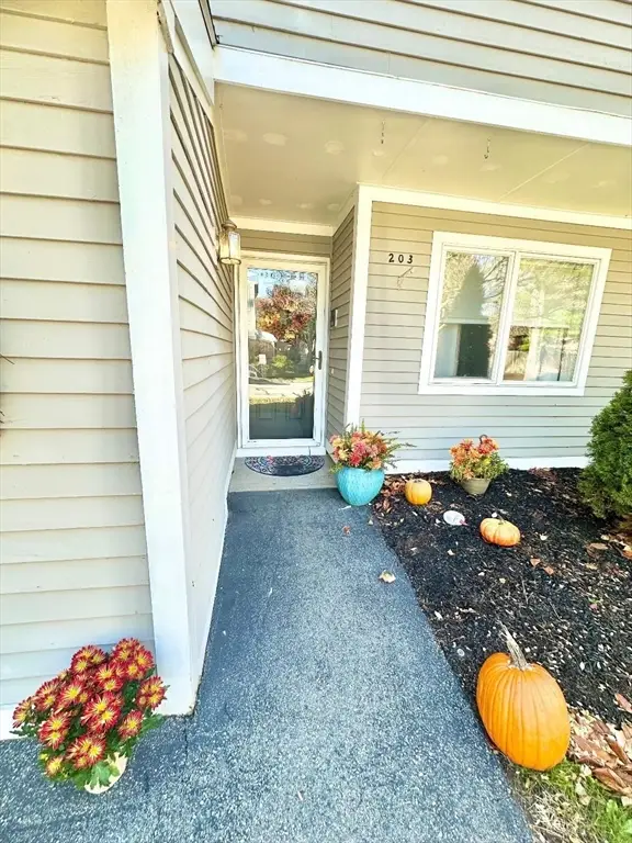 203 Pine Brook Drive #203, Peabody, MA 01960 - Image #2