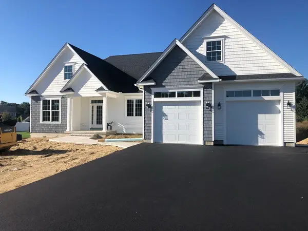 125 Pearl St, South Hadley, MA 01075