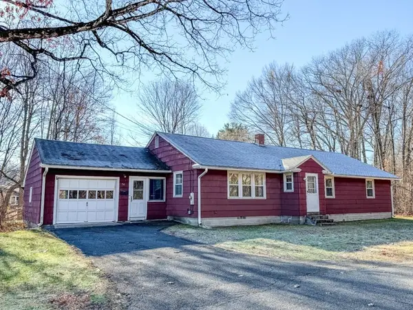 74 Petty Plain Road, Greenfield, MA 01301