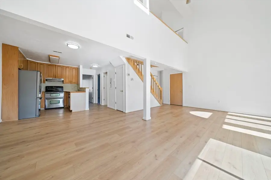 110 Burkhall #H, Weymouth, MA 02190 - Image #3