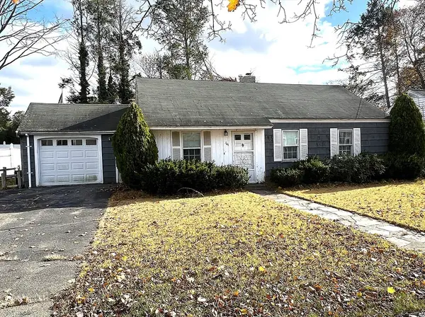 141 Spiers Road, Newton, MA 02459