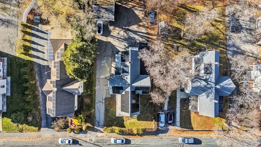 28 Richards St, Worcester, MA 01603 - Image #3