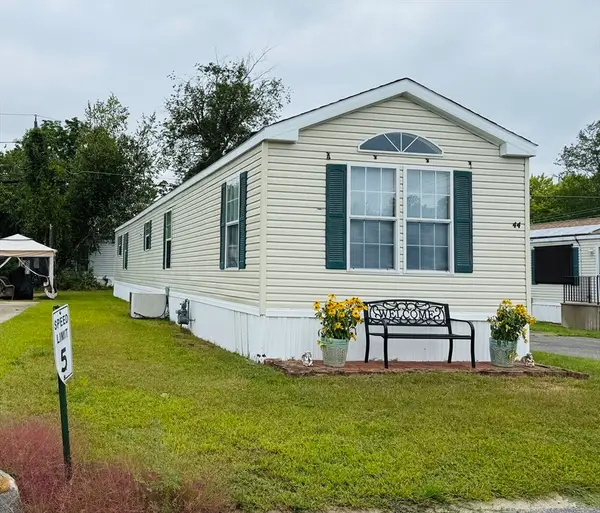 268 Palmer Rd #44, Monson, MA 01057