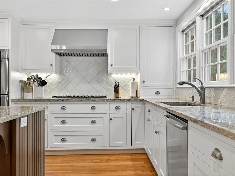 12 Cranberry Ln, Dover, MA 02030 - Image #3