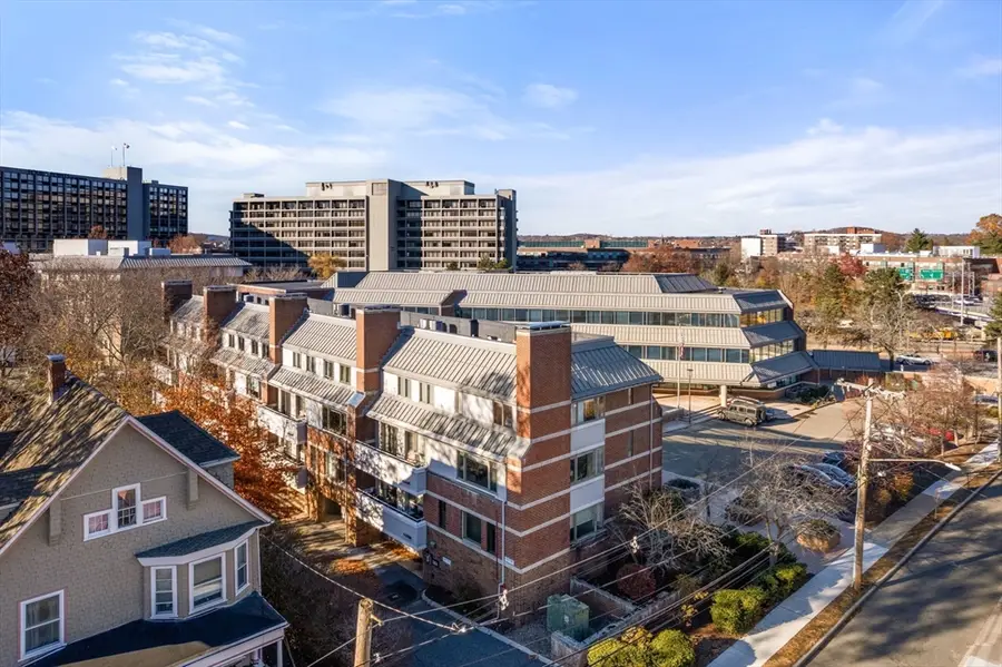 9-17 Baldwin St #15C, Newton, MA 02458 - Image #3