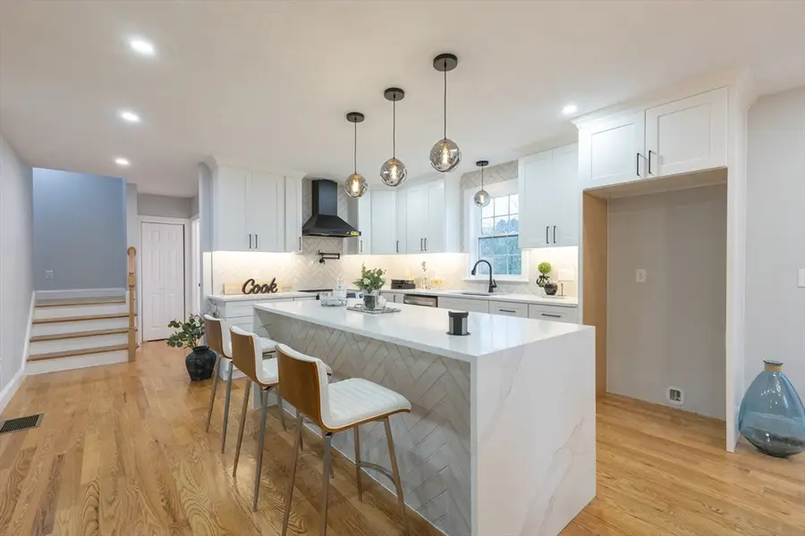 505 N Central St, East Bridgewater, MA 02333 - Image #2