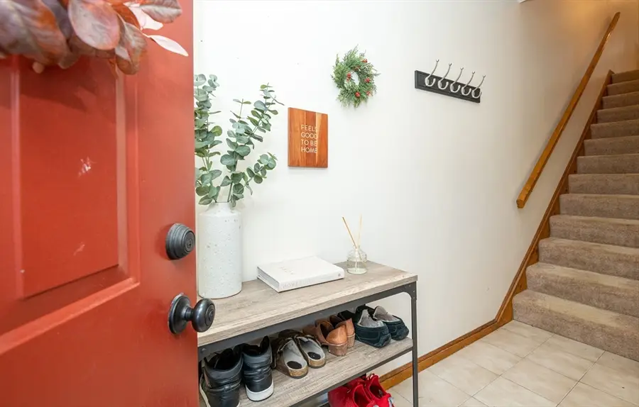 905 Sherwood Forest Ln. #905, Saugus, MA 01906 - Image #2