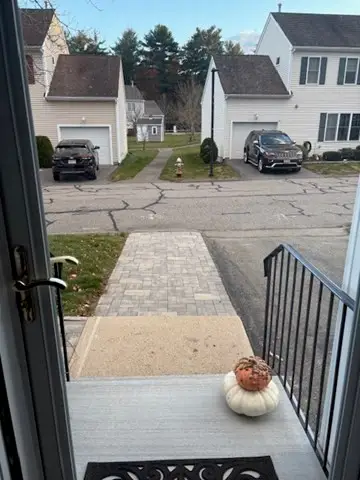 26 Jessica Cir #26, Pembroke, MA 02359