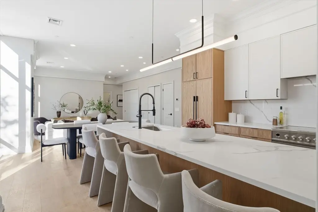 61 Hall Street #1, Waltham, MA 02453 - Image #1