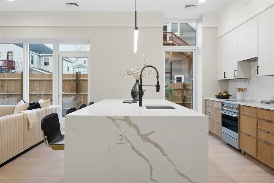 61 Hall Street #2, Waltham, MA 02453 - Image #2