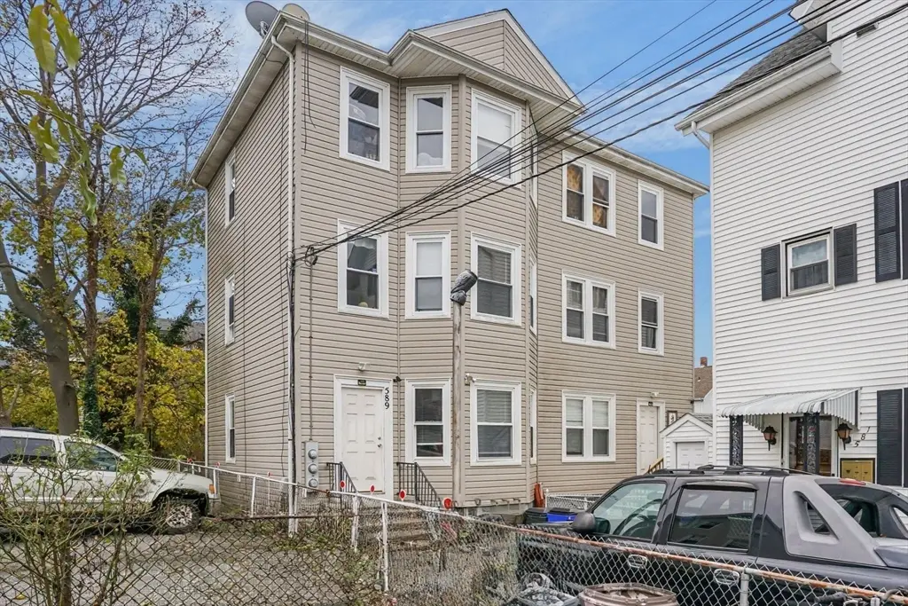 589 Osborn, Fall River, MA 02724 - Image #1