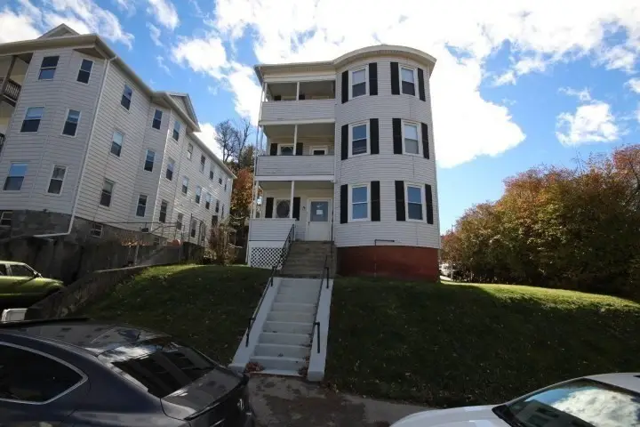 78 Green Hill Pkwy, Worcester, MA 01605 - Image #3